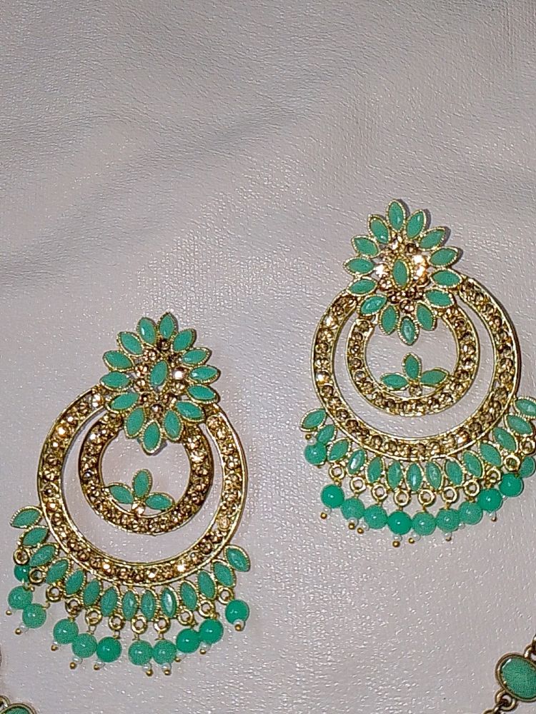 Earings
