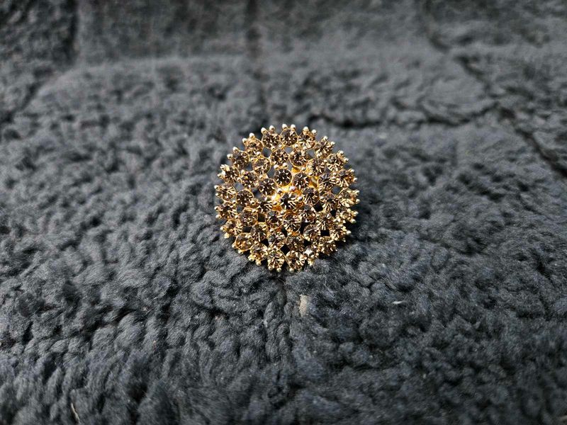 Stylish Gold Ring