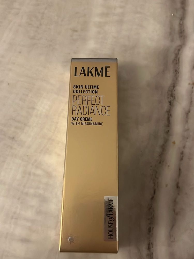 Lakme Perfect Radiance Day Cream