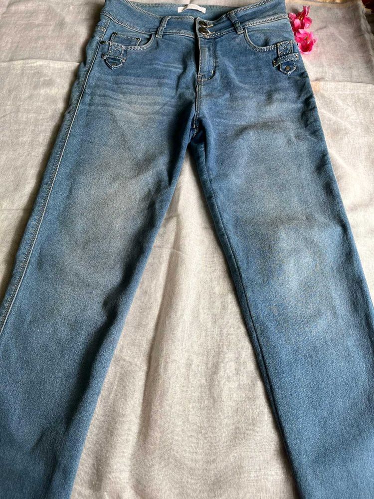 Light Wash Denim Jeans