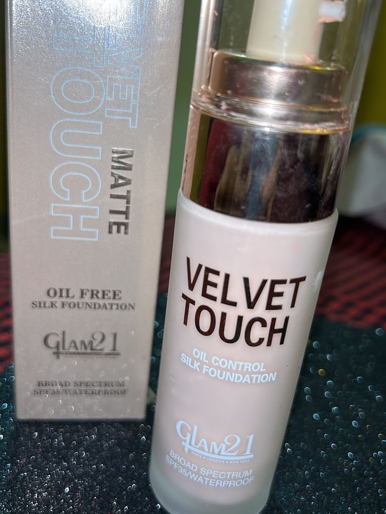 Glam21 -SPF35,Oil Control Foundation