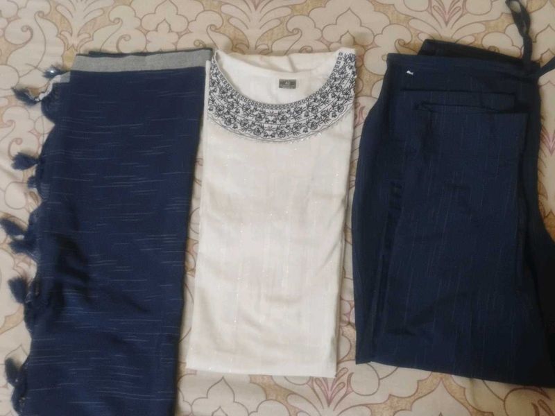 Elegant Embroidered Kurta Set