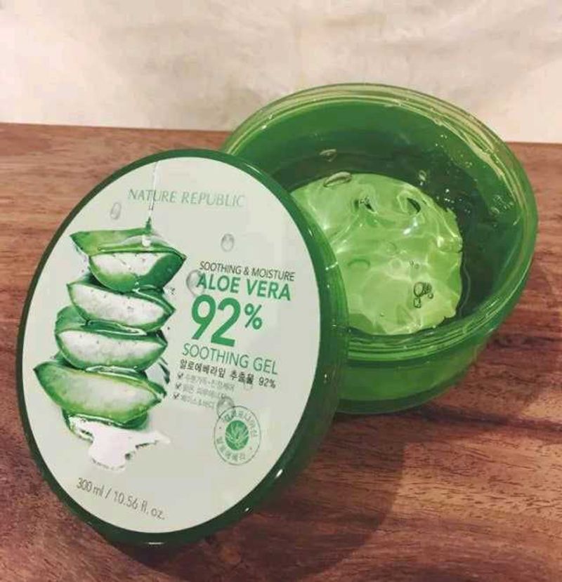 The Face Shop Non-Sticky Transparent 3 in 1 Aloe F