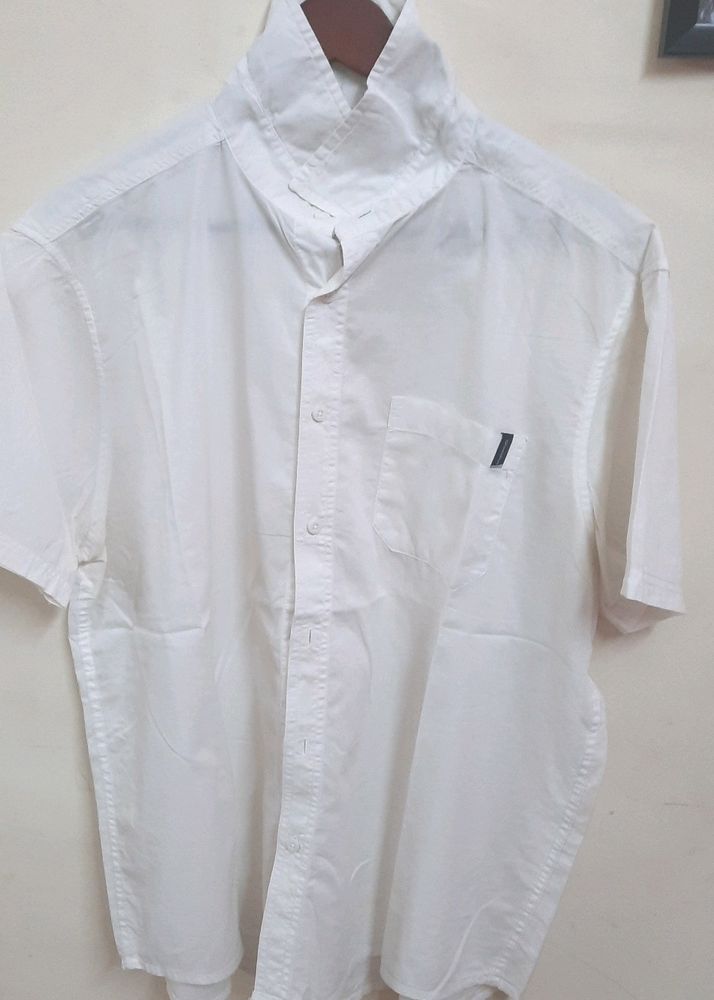 Men&#39;s Half sleeves White shirt