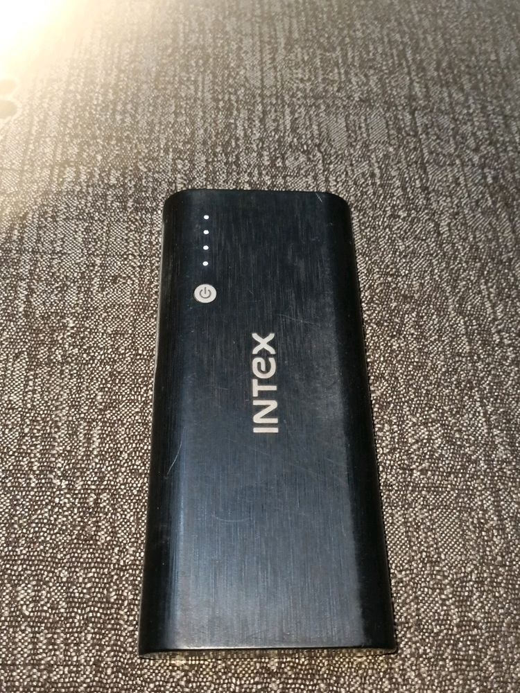 Price Drop 🎉 Intex Power Bank