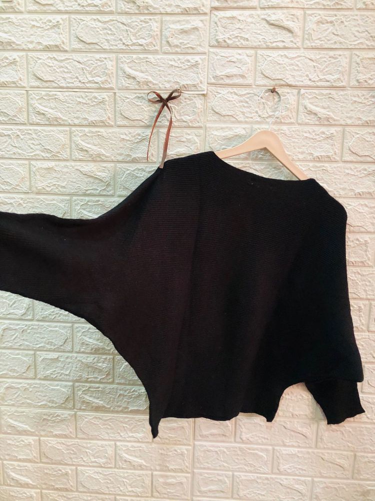 Batwing Sleeve top👜🕶️