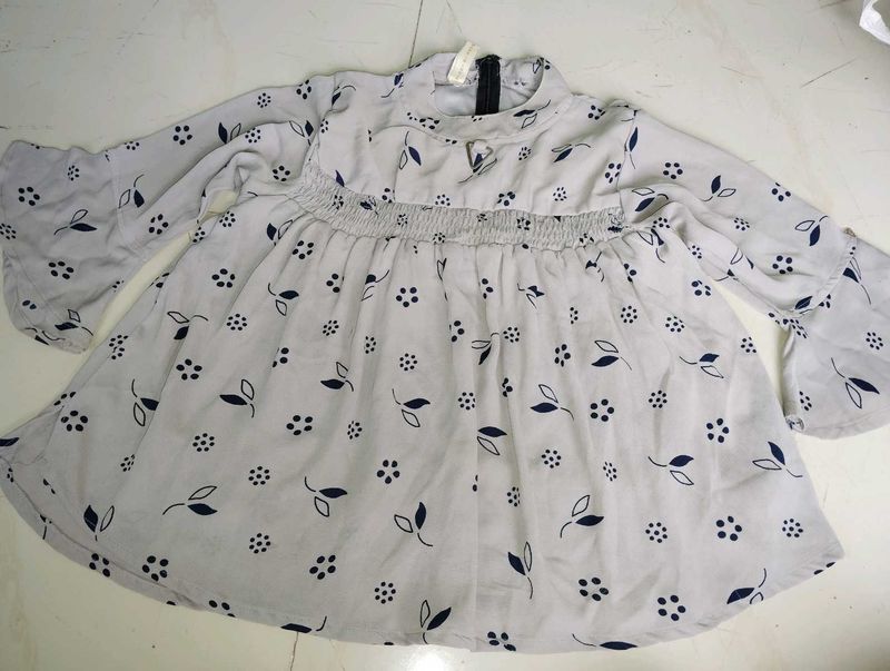 Girls&#39; Floral Top