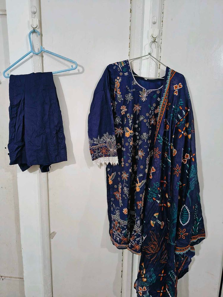 Lawn Embroidered Kurta Set