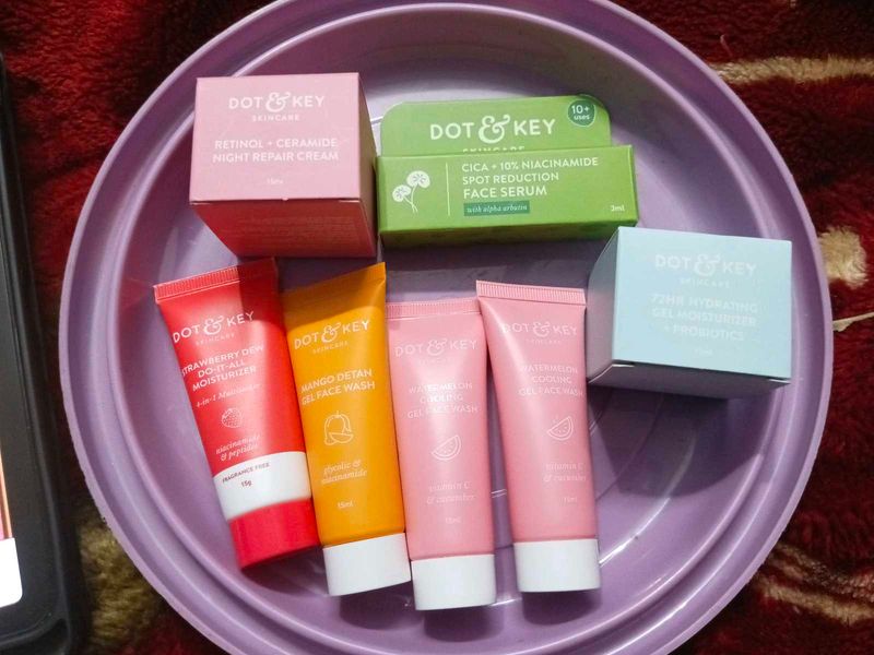 (Pack of 7) Dot &amp; Key Skincare Set