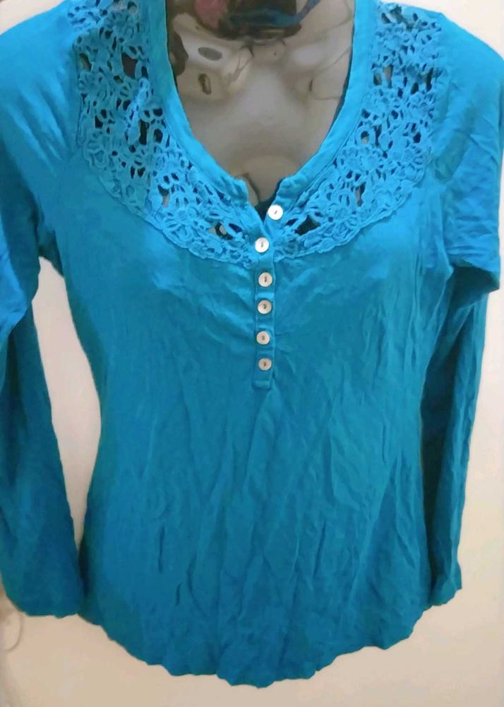 💙Beautiful Top/Jeans💙 ‼️WEEKEND SALE‼️