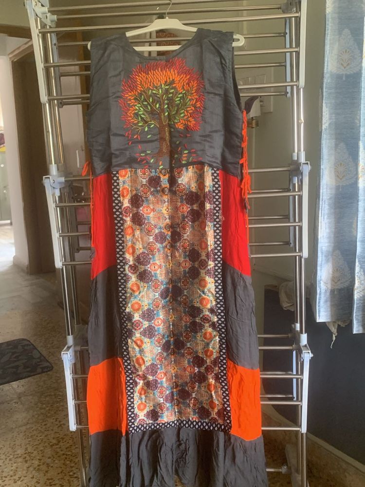 Unique Sleeveless Maxi Dress