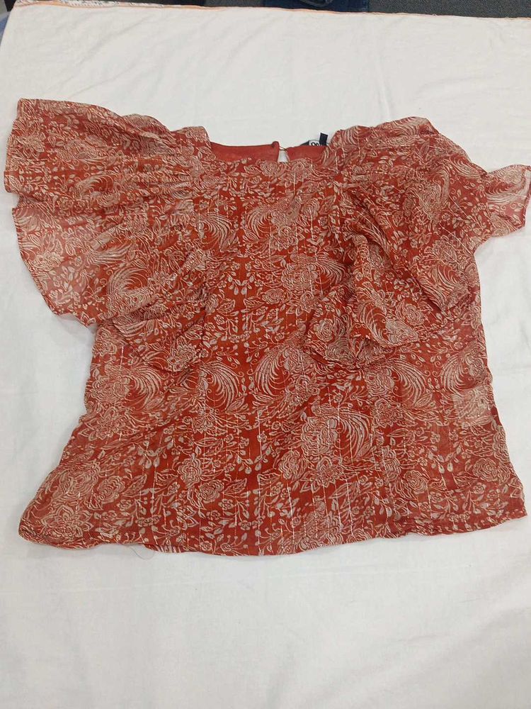 Outryt Floral Print Blouse