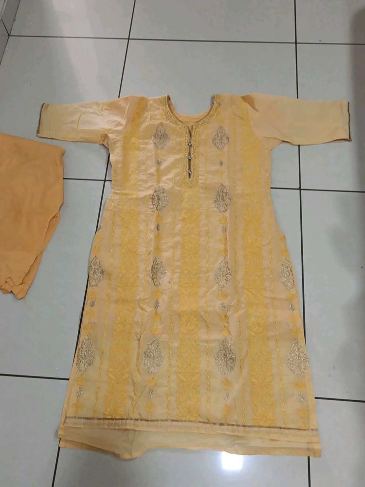 Elegant Yellow Kurta Set For Haldi