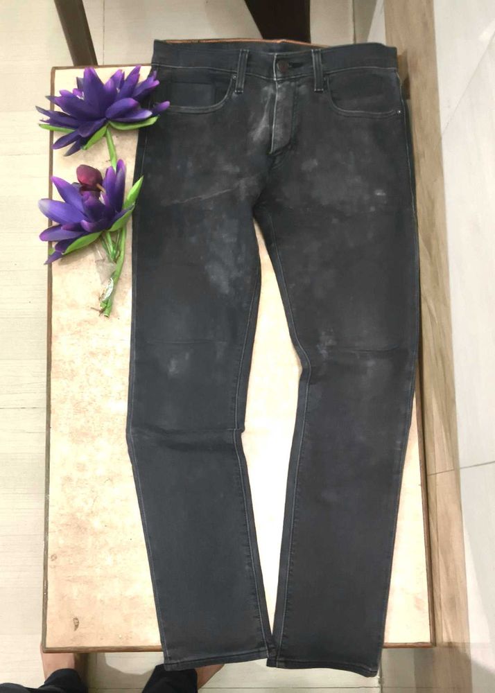Distressed Black Wash Jeans