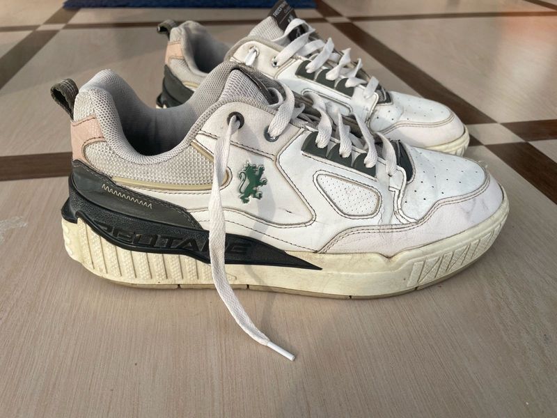 redtape sneakers/shoes