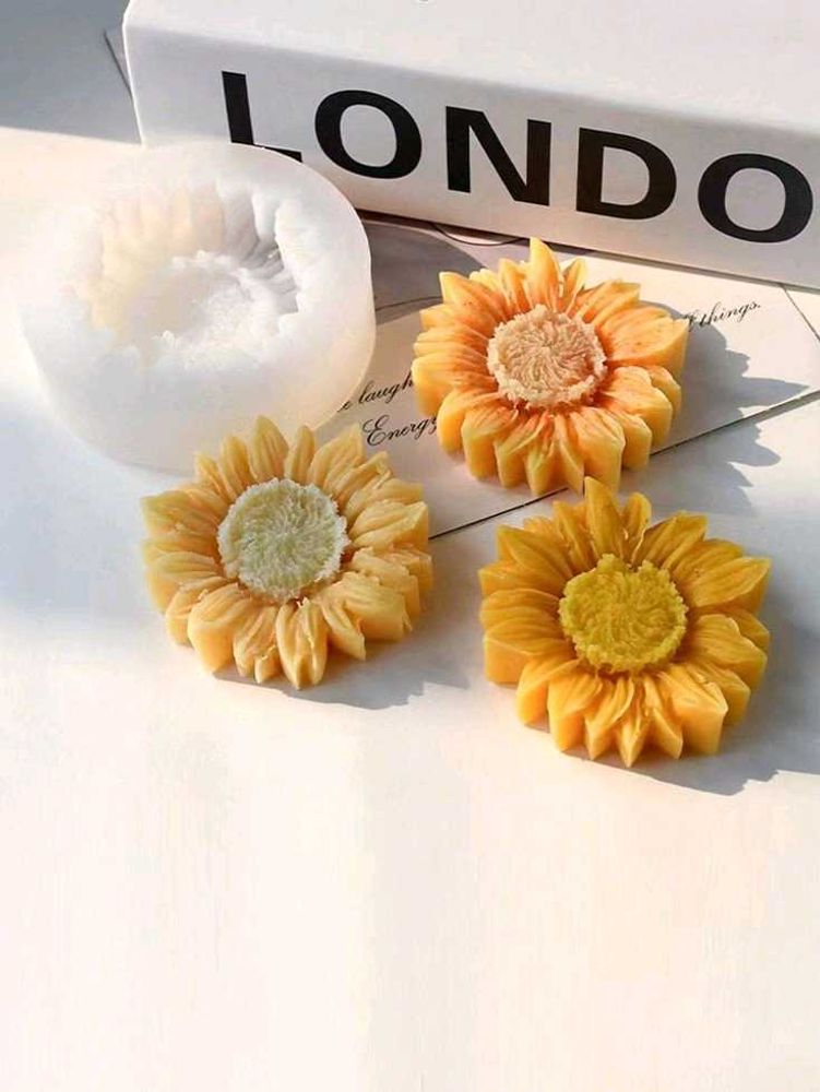 Scented Sunflower Candle Gift Set Of 2
