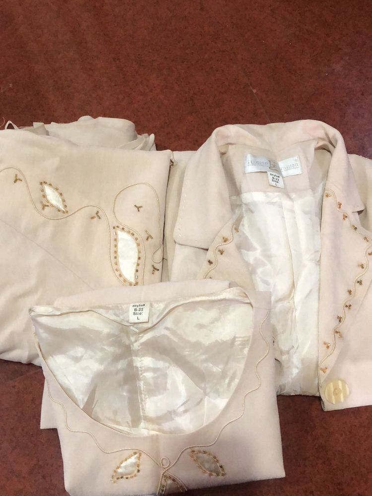 3 Piece Set Almost New