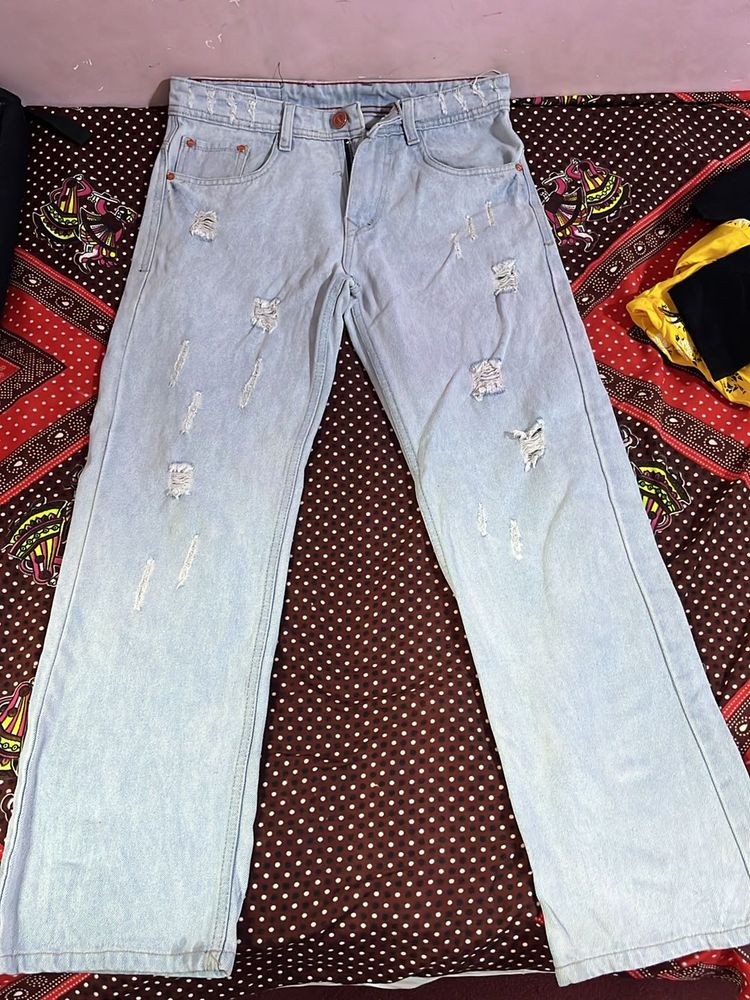 Distressed Wide Leg Jeans