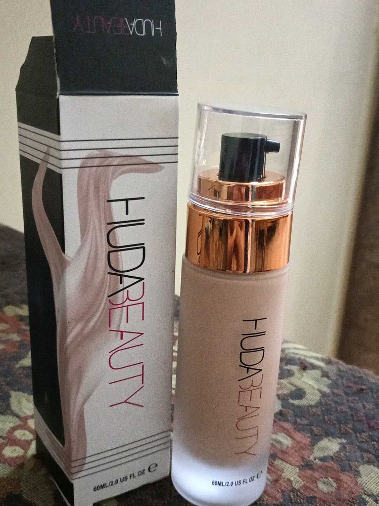 Huda Beauty Foundation