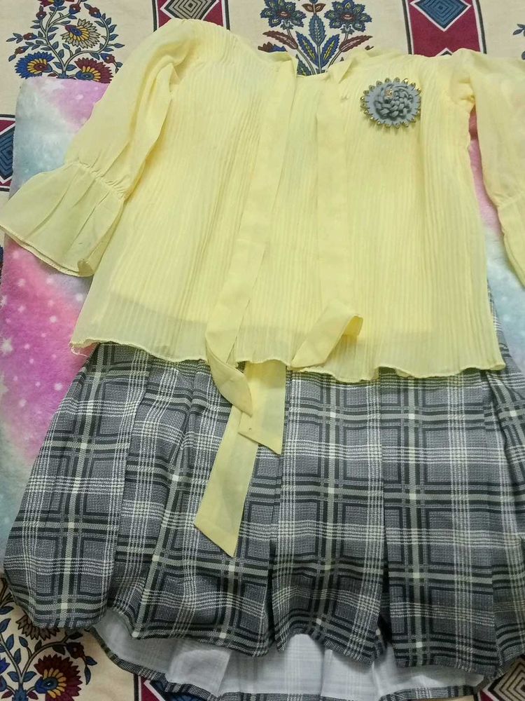 Girl Kids Short Skirt And Top