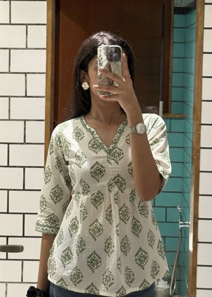 Cotton V-Neck Short Kurti