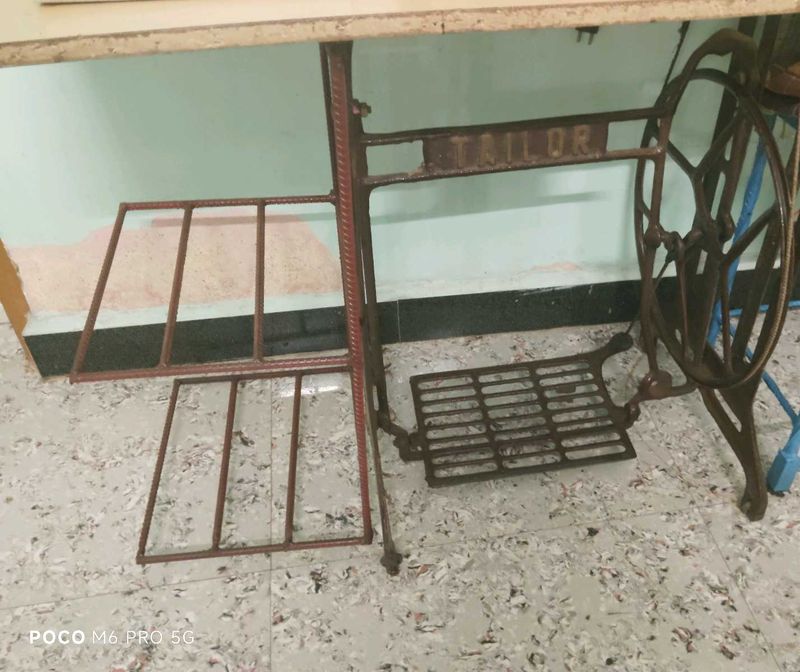 Silai  Machine Stand