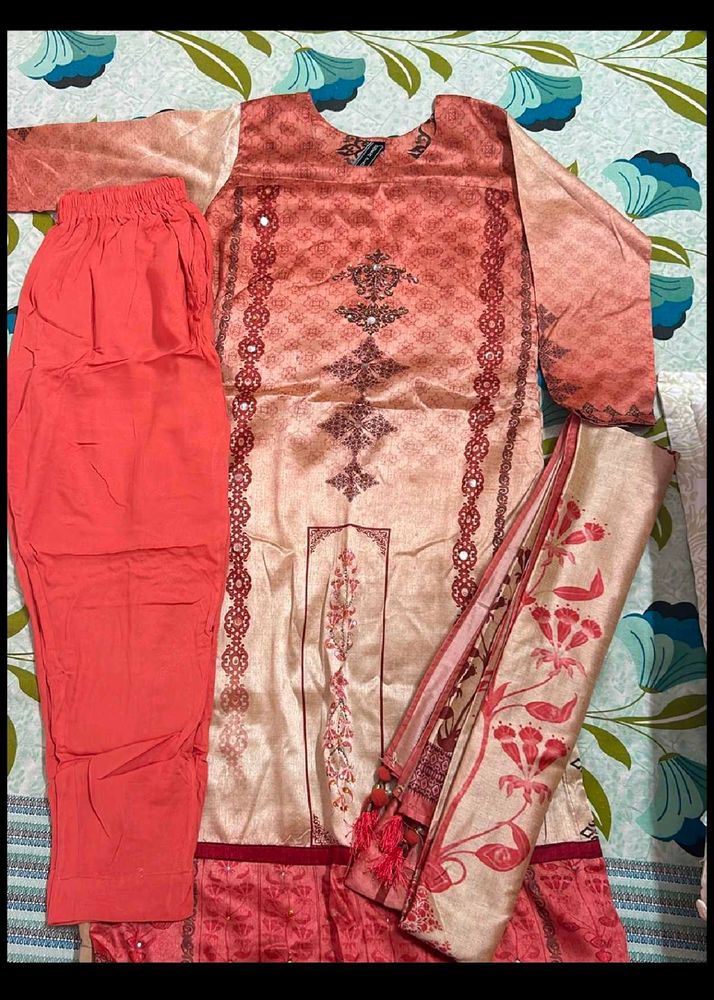 Beautiful Kurta Set With Heavy Banarasi Dupatta