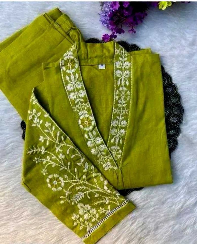 Green Embroidered Kurta Set.like new.