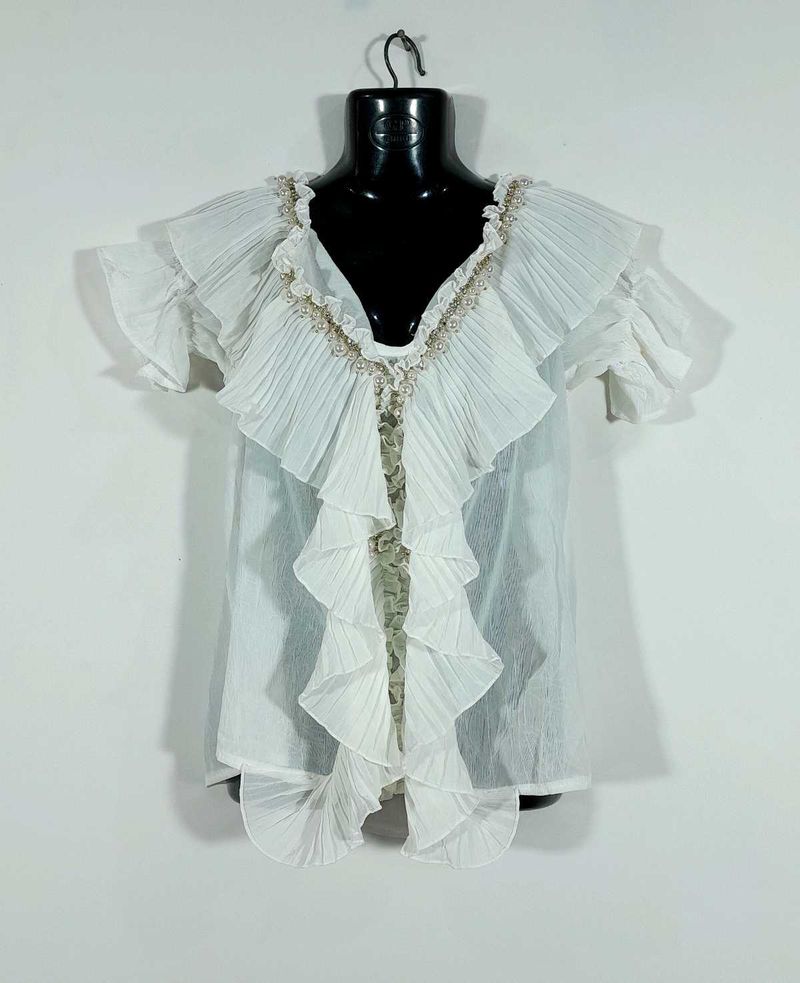 Off White Top Women&#39;s