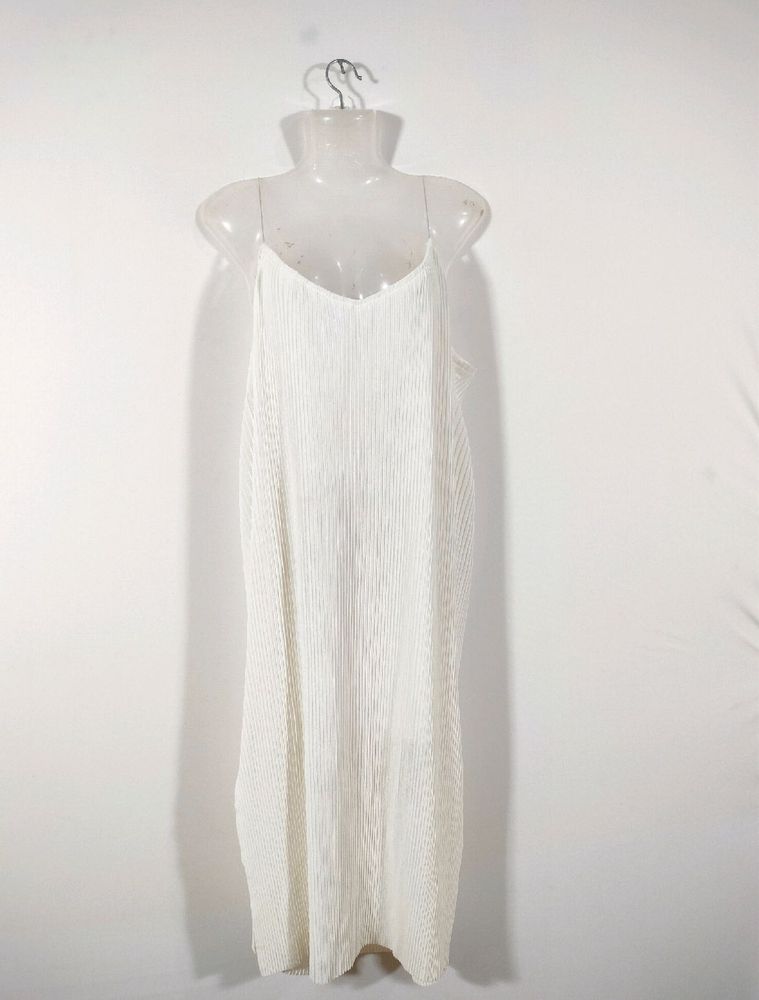 White Casual Dresses (Women&#39;s)