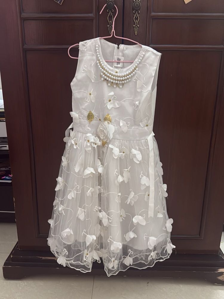 Girls&#39; White Floral Dress