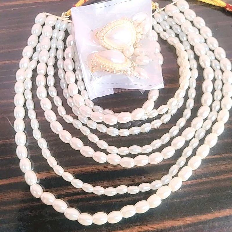 Pearl Necklace Set