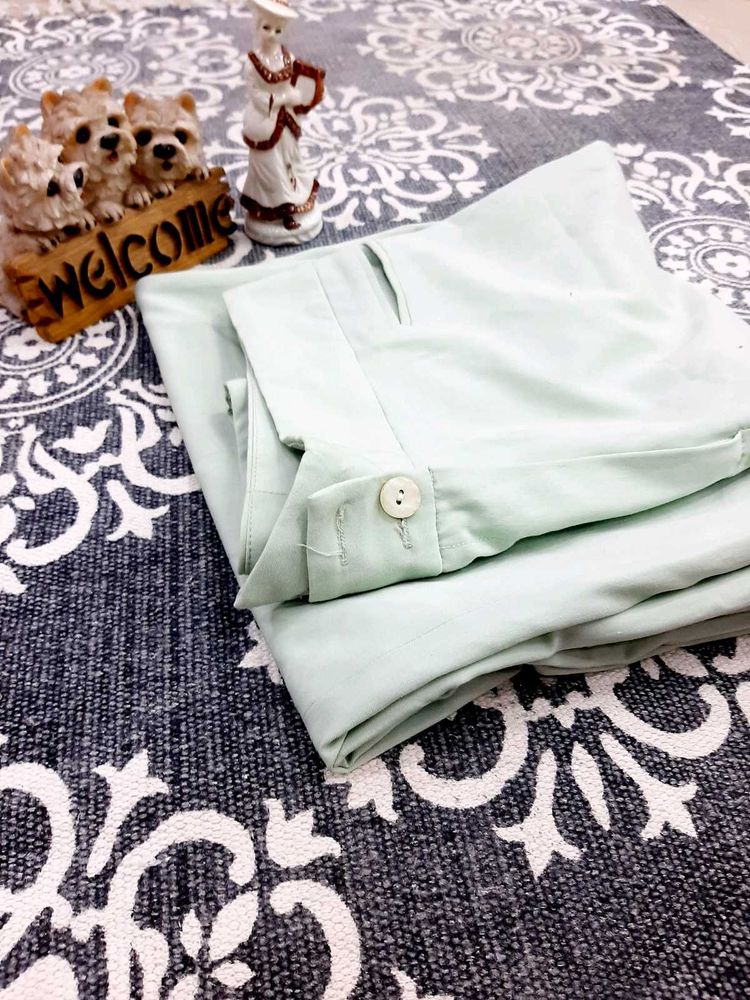 Bottle Green Colour Trouser Only Just 250 Rupees