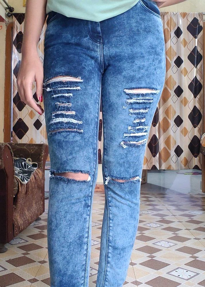 New Damage Jeans
