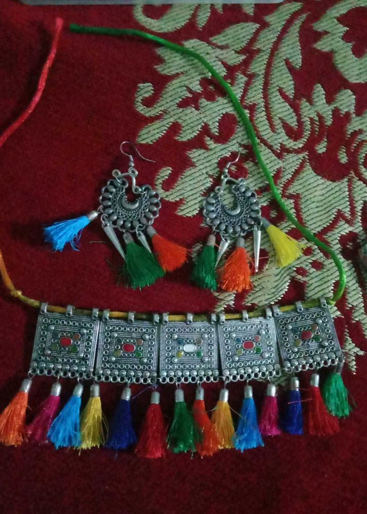 2 Combo Silver Multi Necklace And Hair Bun