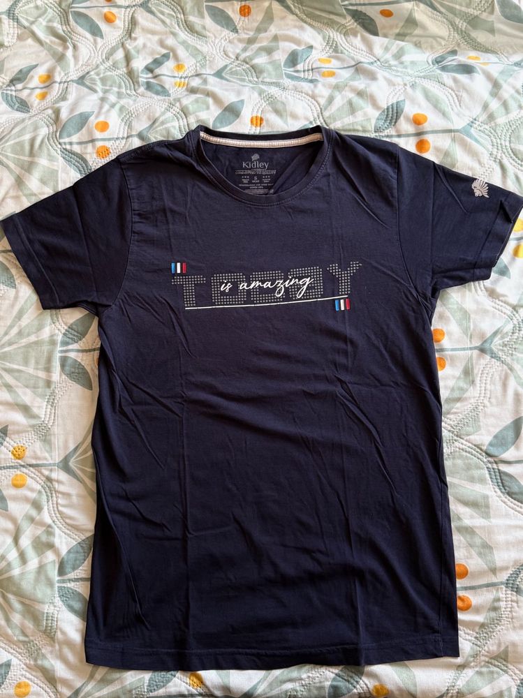 Navy T-Shirt - 'Today Is Amazing'