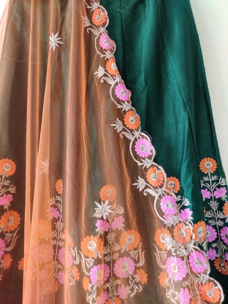 💚 Elegant Green Lehenga Choli 🌸