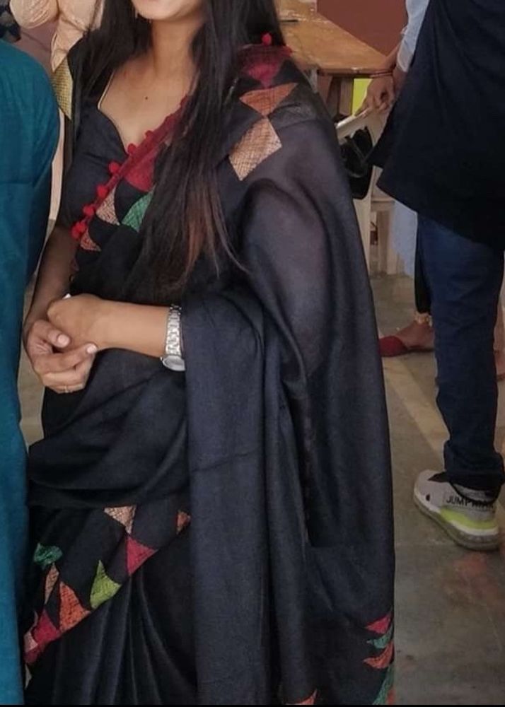 Black Gorgeous saree With blouse Piece