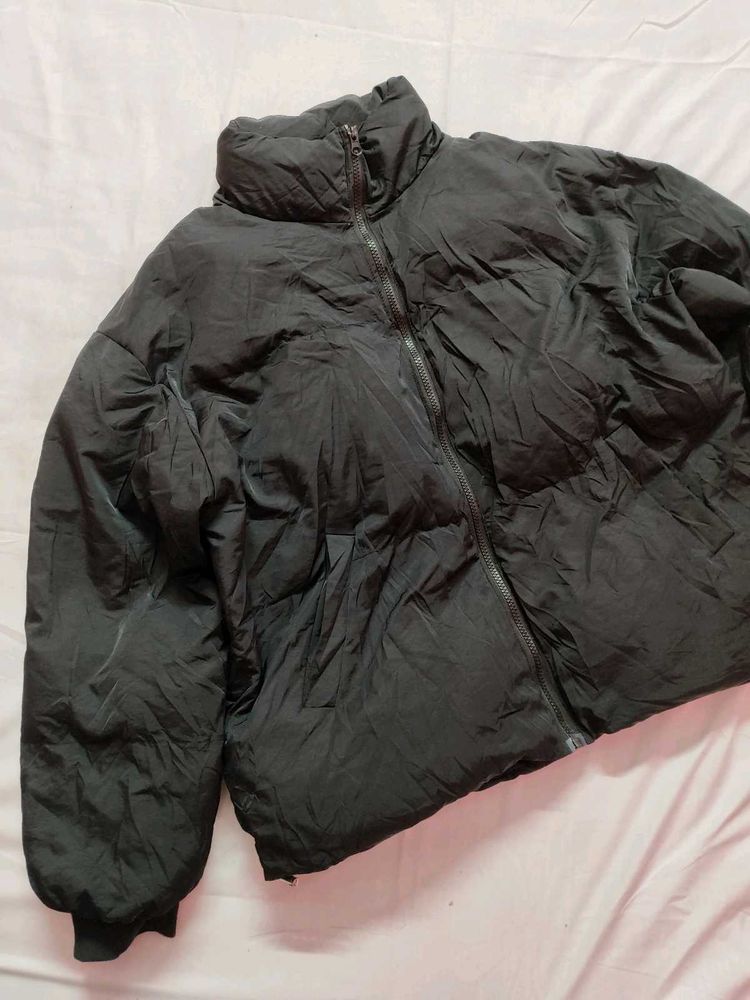 PRICE DROP SALE🎉 Unisex Black Puffer Jacket