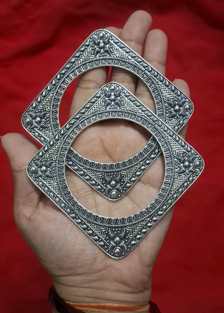 Square Silver Bangles