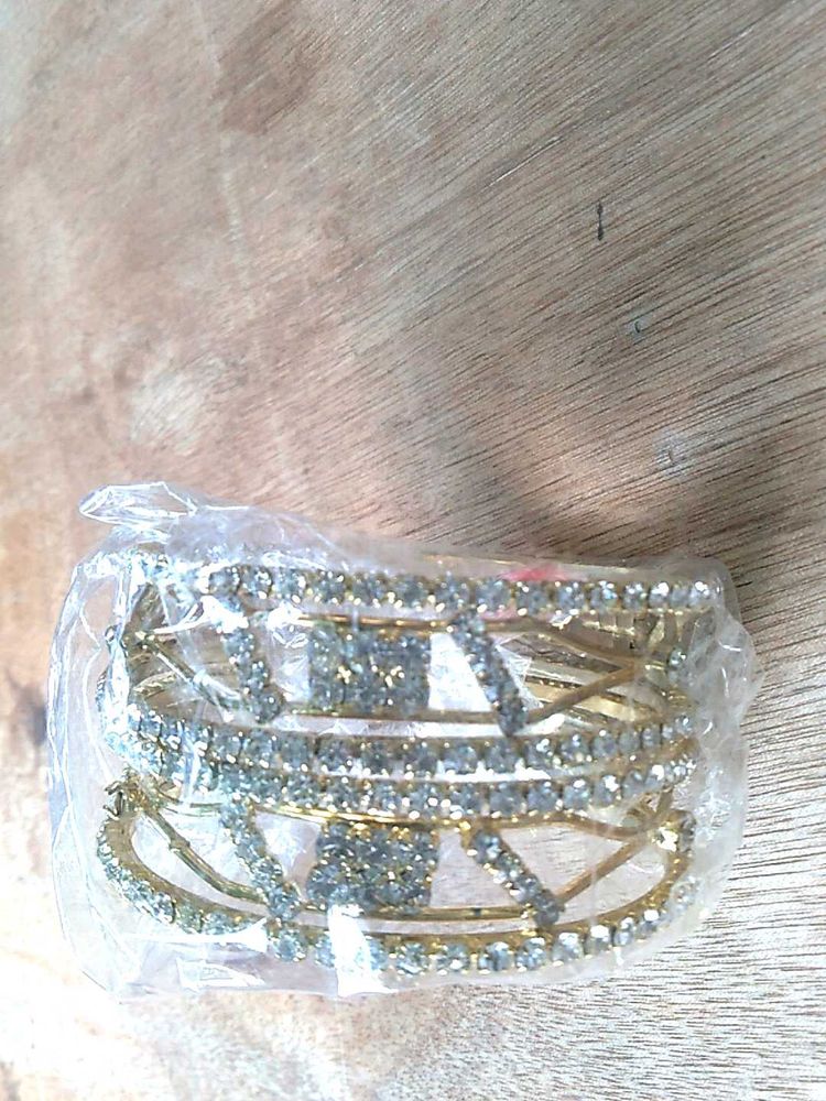 New Sparkling Gold Bangle