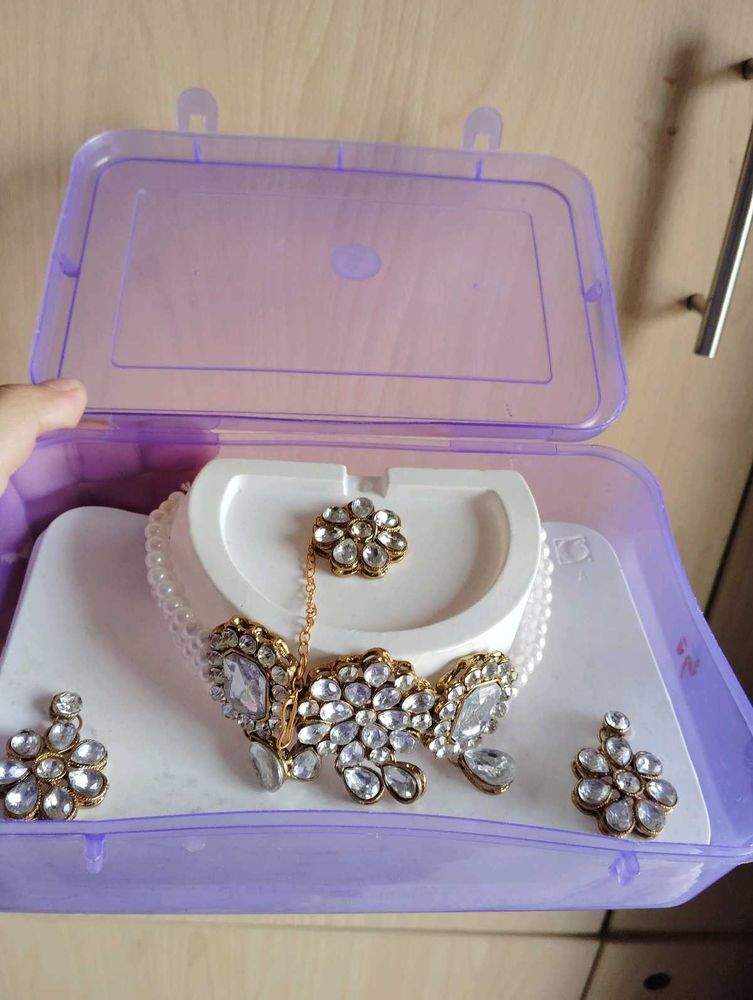 STONE JEWELLERY SET