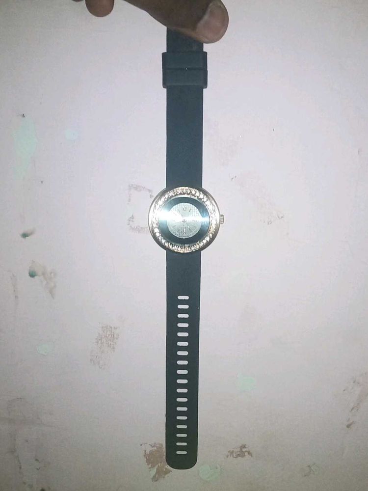 Stylish Black Wrist Watch