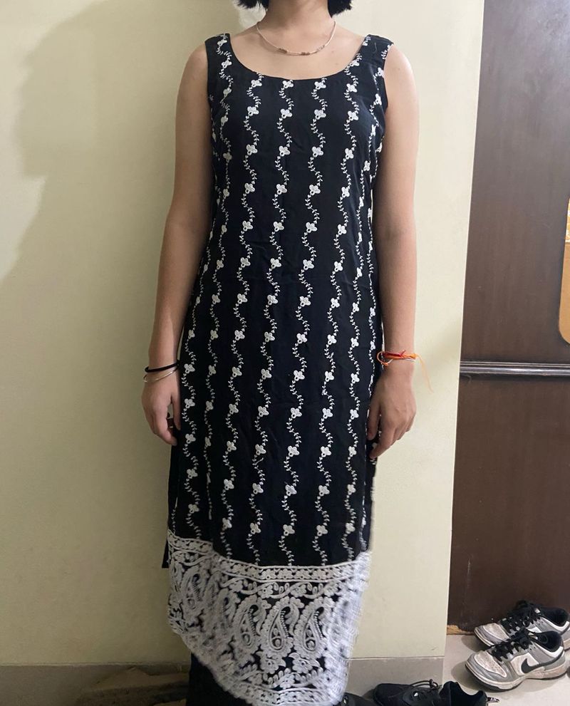 Black Embroidered Kurti and