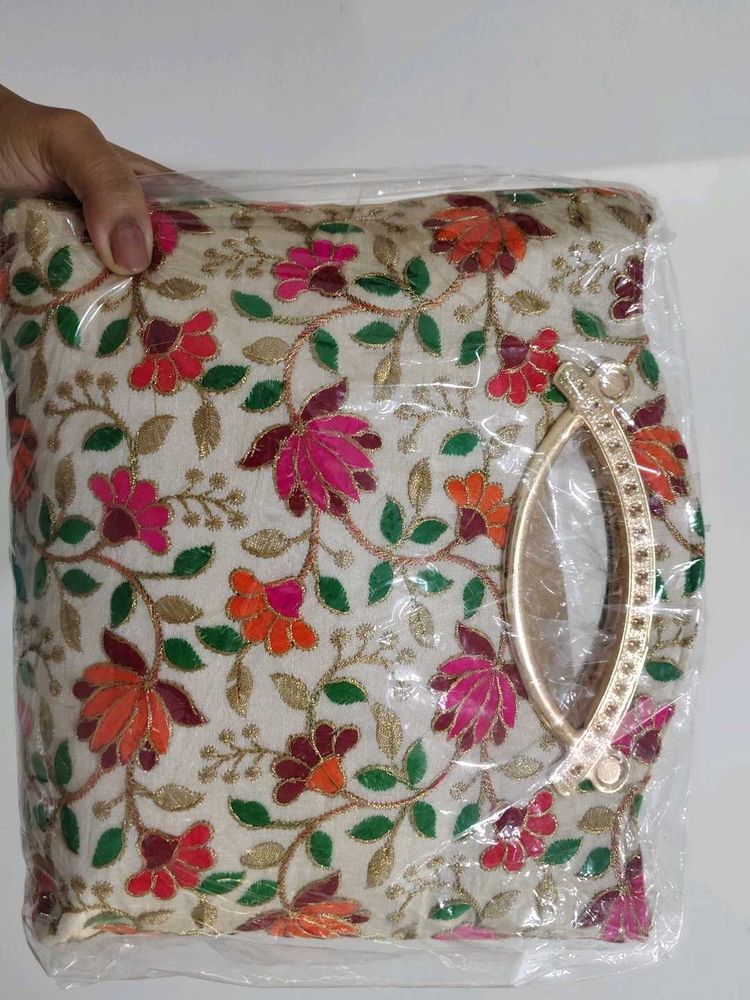 Handbag With Adjustable Sling