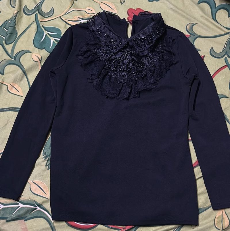 Lace Collar Long Sleeve Top