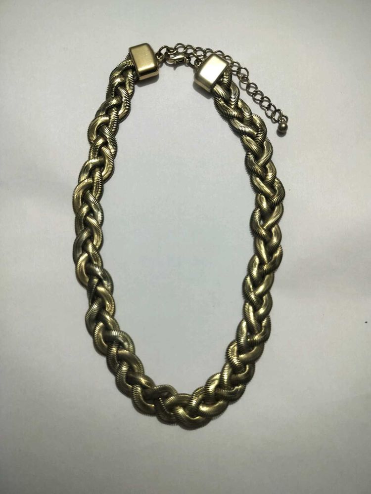 Vintage Gold Braided Necklace