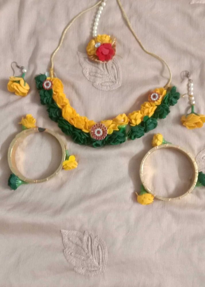 Haldi  Jewellery Set