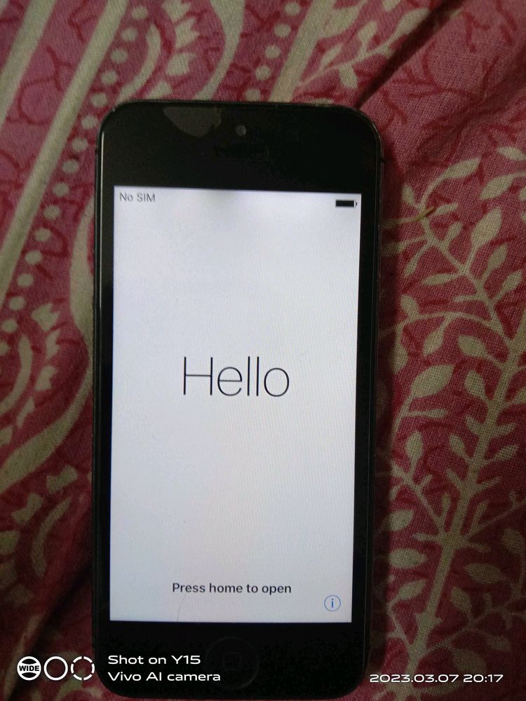 I Phone 4s..In Working Condition... Apple