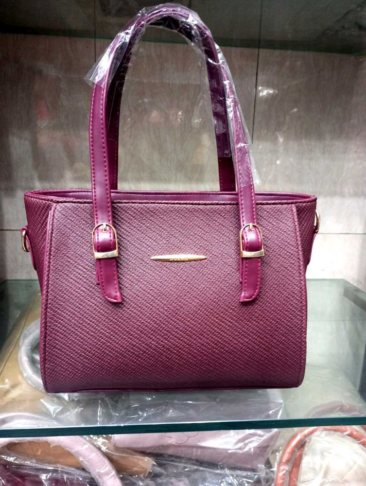 ✨Burgundy Textured Handbag Bag 👜